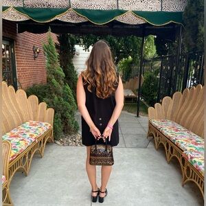 Meet your Posher, Eunoia